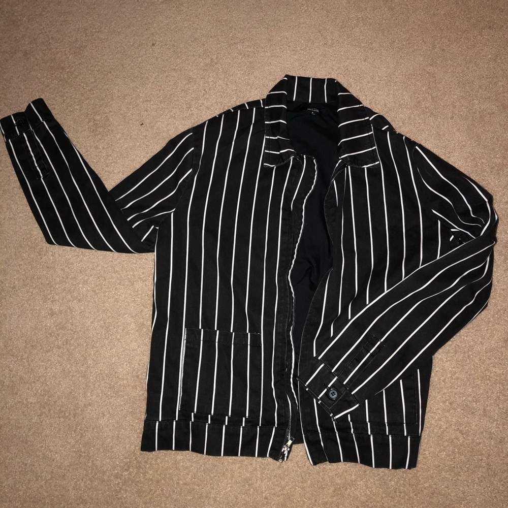 Jackson black and white striped shirt zip up